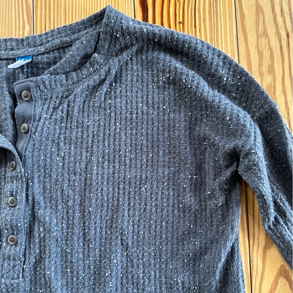 Old Navy button front oversized sweater size M - Picture 2 of 4